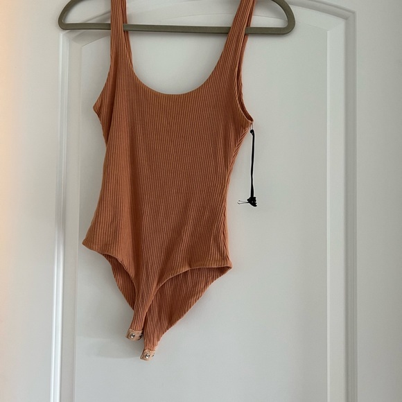 House of Harlow 1960 x Revolve Wren Tank Bodysuit - Picture 2 of 3